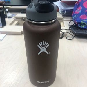 ISO Brown Hydroflask